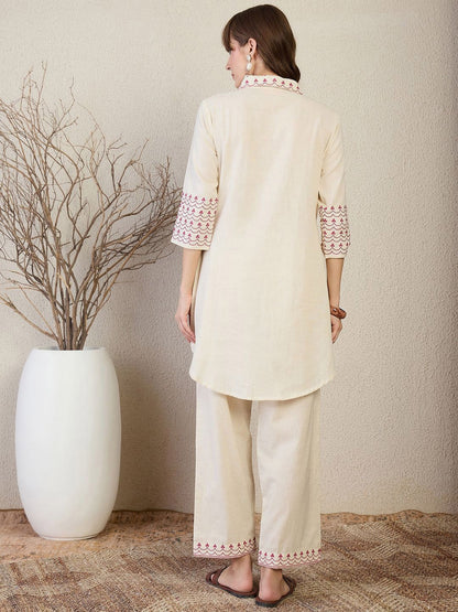 Indyancart IE Women Regular Embroidered Kurta with Palazzos