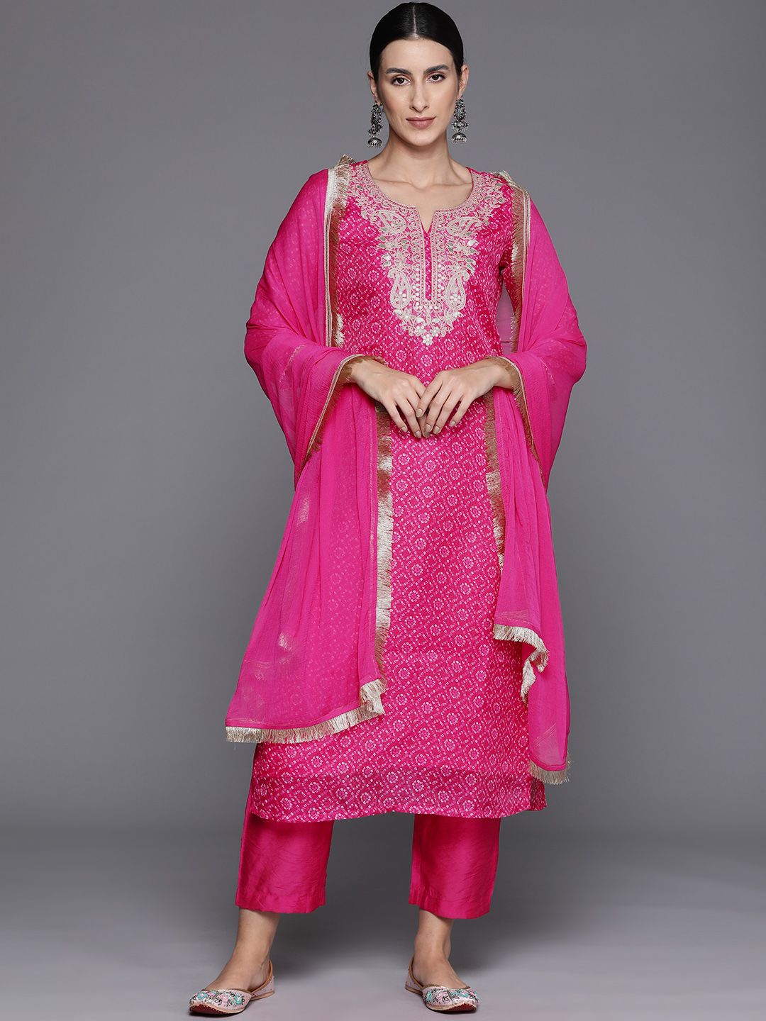 Indyancart VA Women's Ethnic Motifs Yoke Design Regular Sequinned Kurta with Trousers & Dupatta