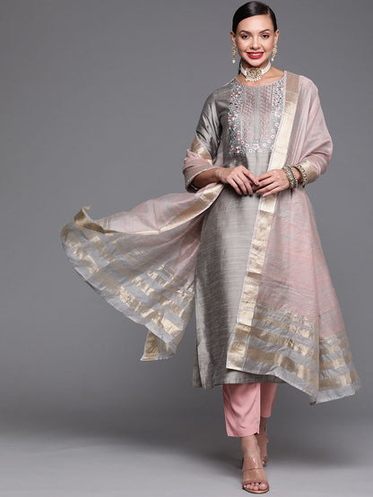 Indyancart IE Women Grey Floral Yoke Design Kurta with Trousers & Dupatta