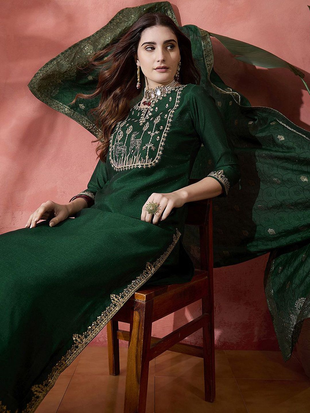 Dhiyona SN Women's Floral Embroidered Straight Kurta With Trouser And Dupatta
