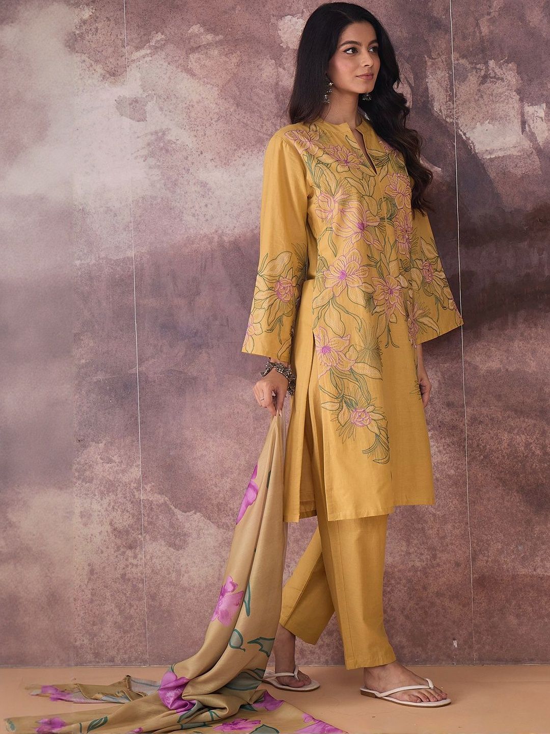Floral Embroidered Mandarin Collar Pure Cotton Kurta & Trousers With Dupatta