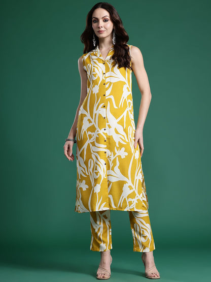Indyancart IE Women Printed Regular Linen Kurta with Trousers