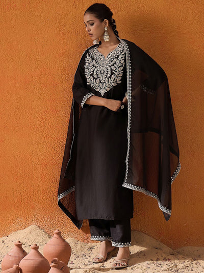 Dhiyona IE Floral Embroidered Thread Work Straight Kurta With Trousers & Dupatta