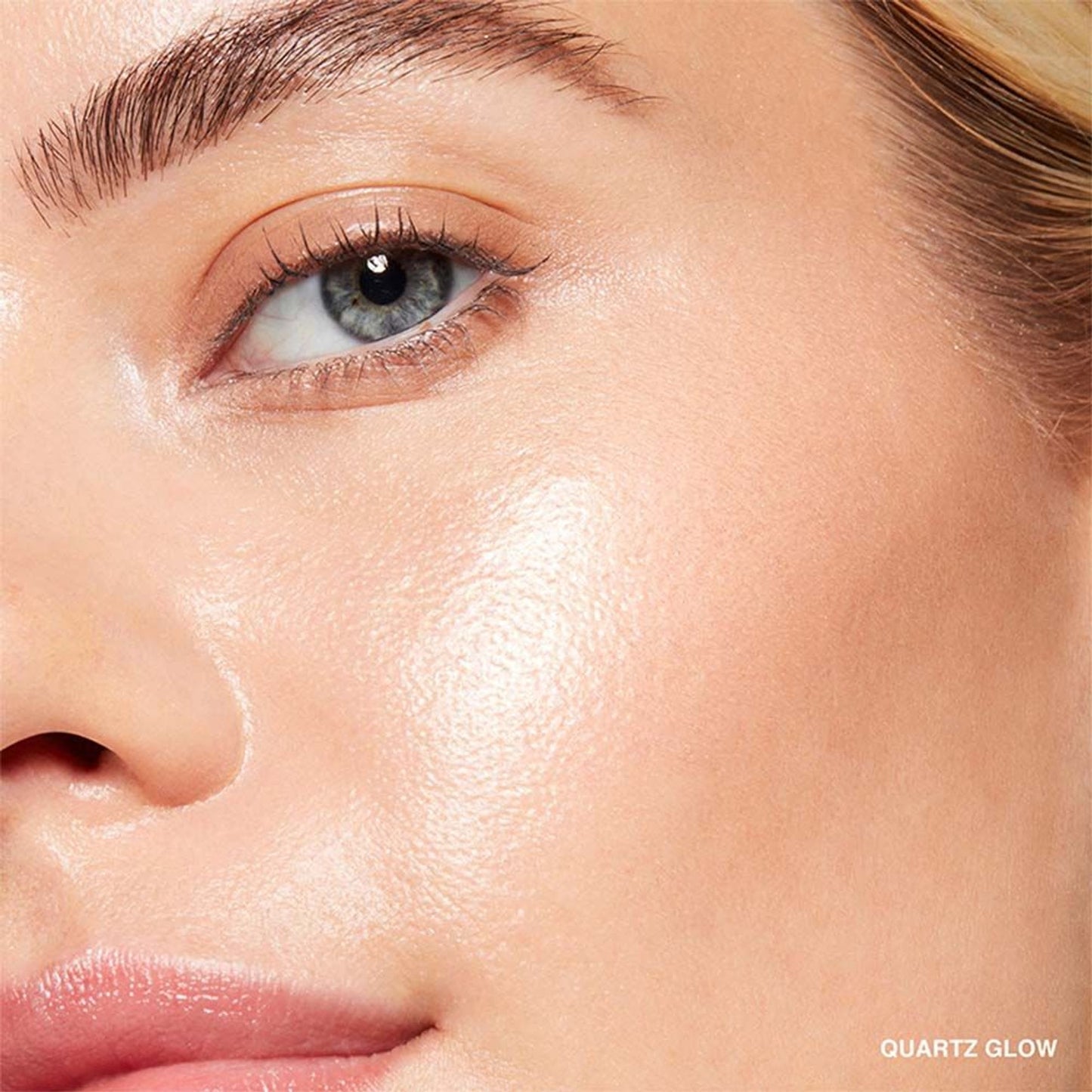 Bobbi Brown Highlighting Powder - Quartz Glow
