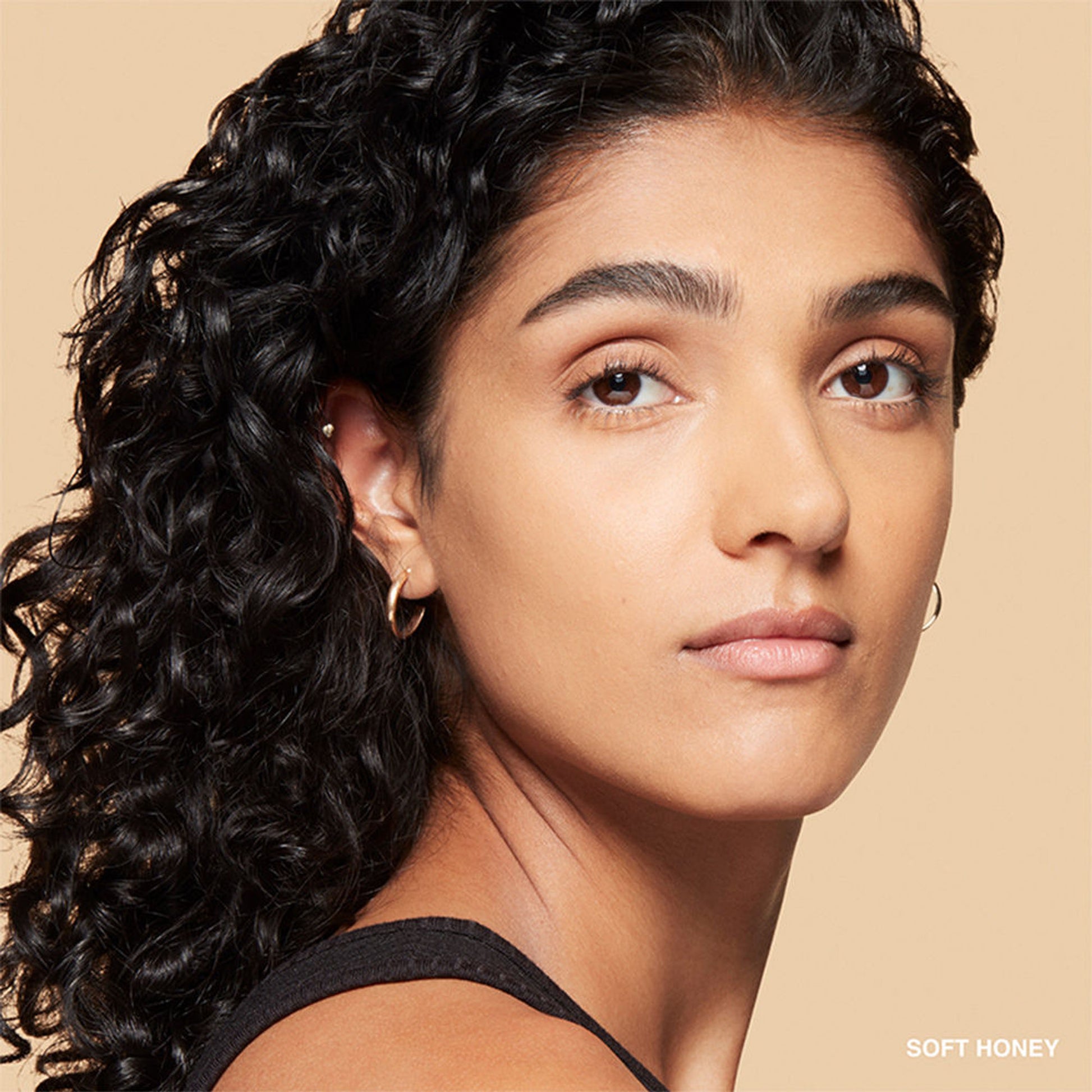 Bobbi Brown Sheer Finish Pressed Powder - Soft Sand