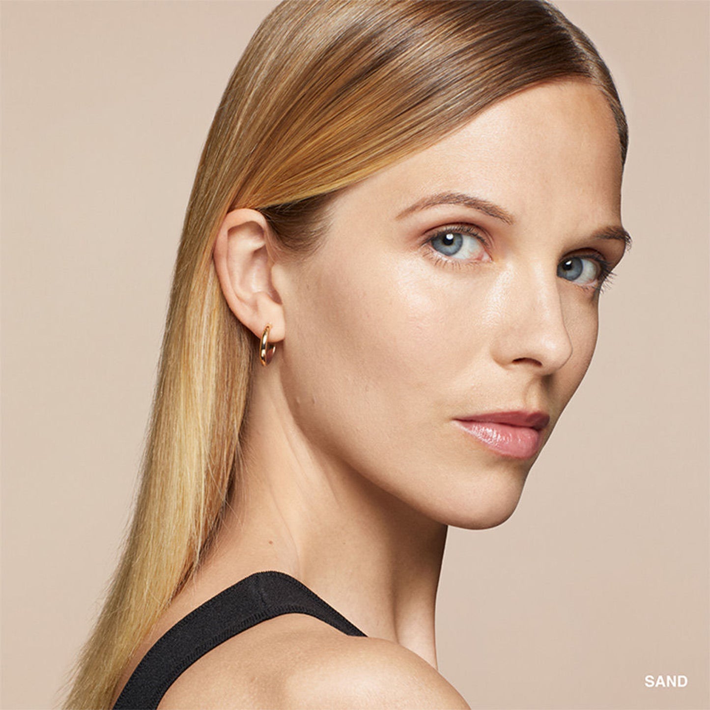 Bobbi Brown Skin Concealer Stick - Sand