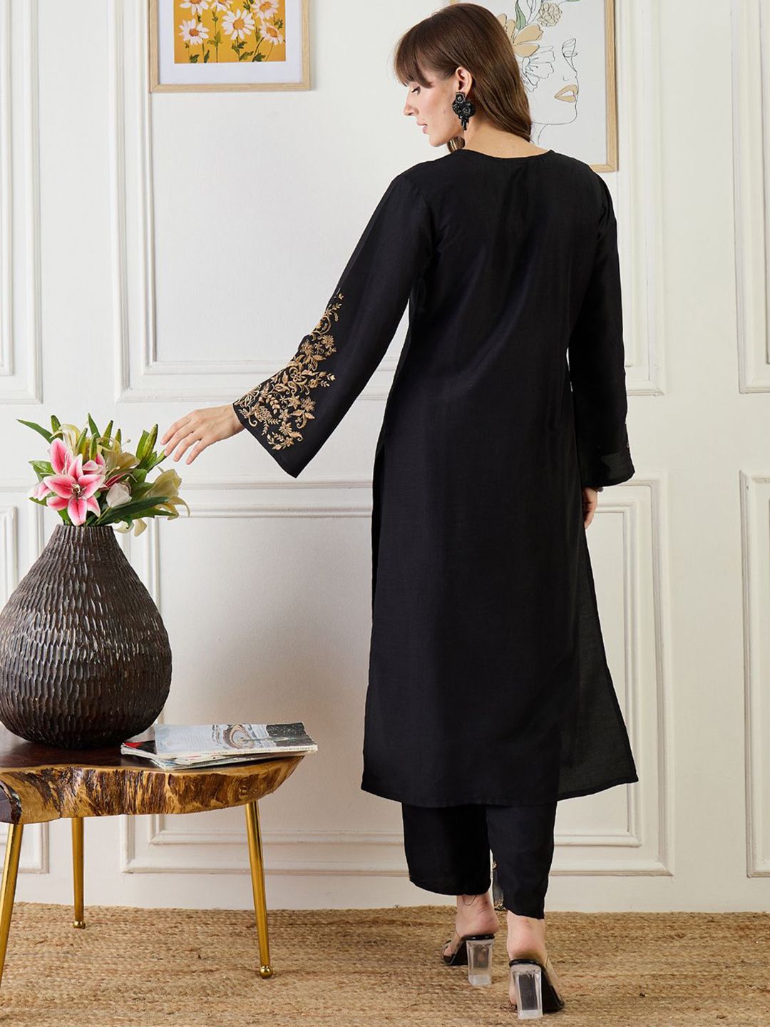 Dhiyona IE Embroidered Round Neck Top With Trousers Co-Ords
