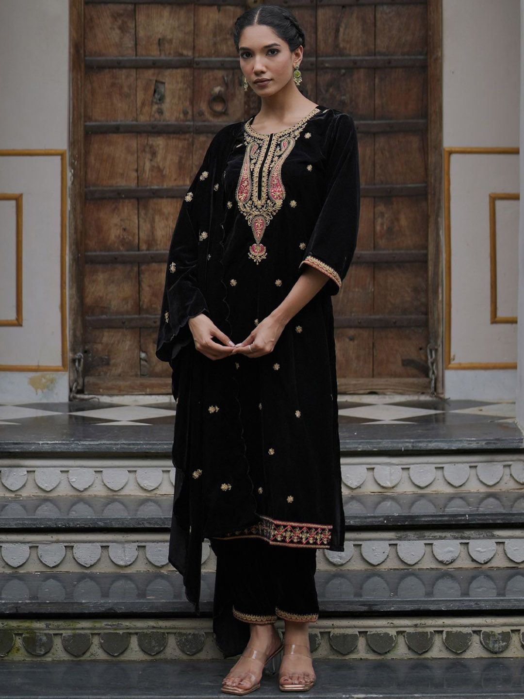 Indyancart IE Ethnic Motifs Embroidered Velvet Kurta with Trousers & Dupatta