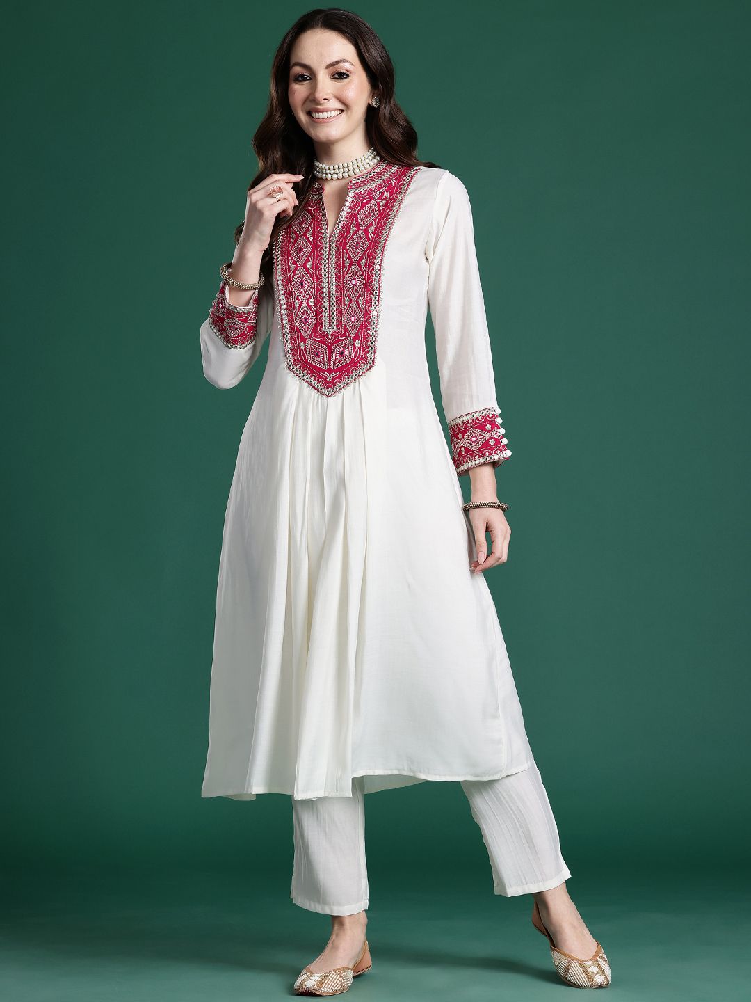 Ethnic Motifs Embroidered Pleated Mirror Work Kurta with Trousers