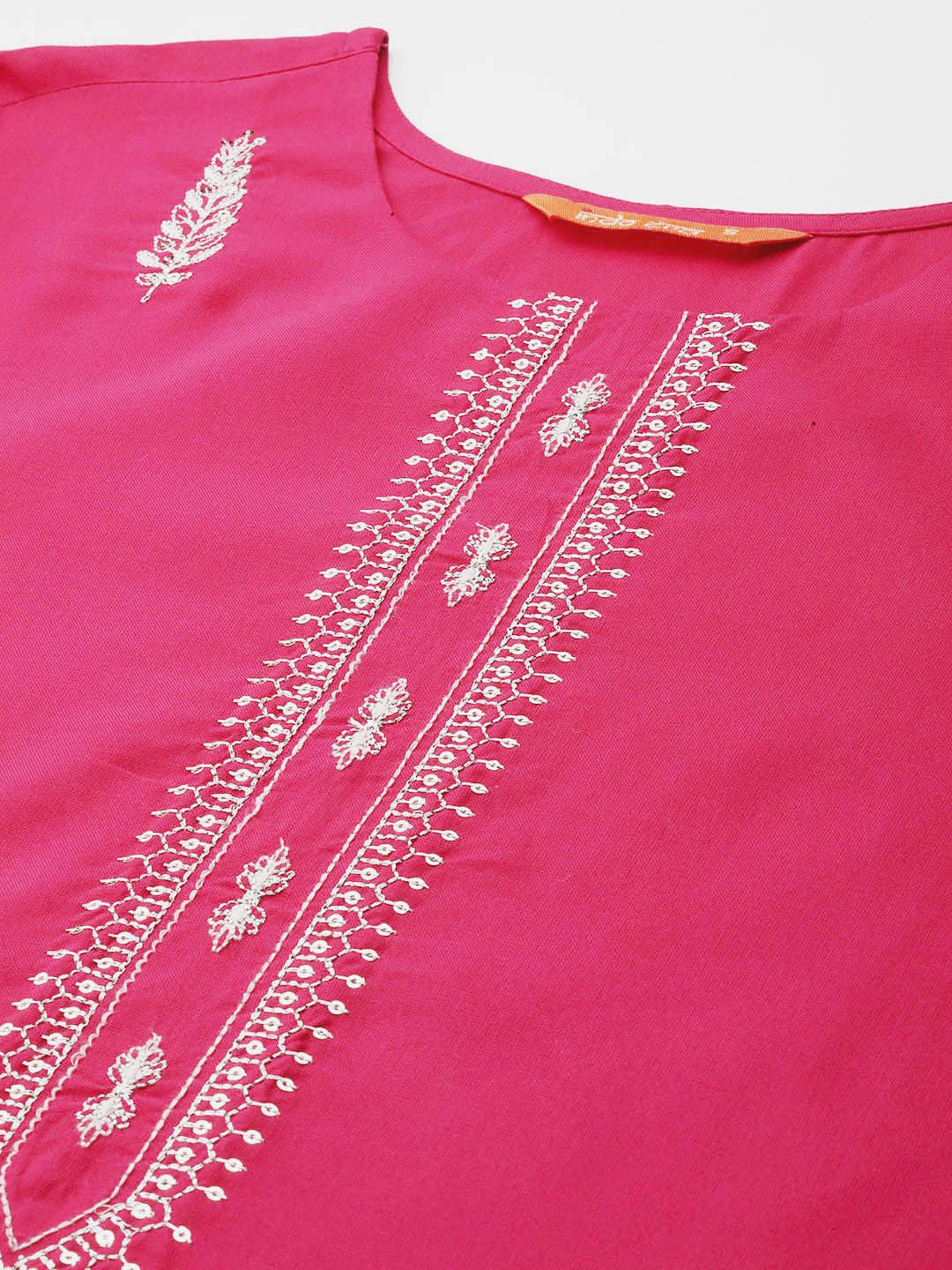 Indyancart IE Women Embroidered Sequinned Floral Kurta