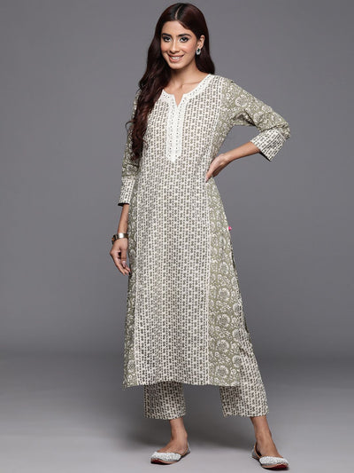 Indyancart VA Women'sFloral Printed Pure Cotton Anarkali Kurta with Trousers