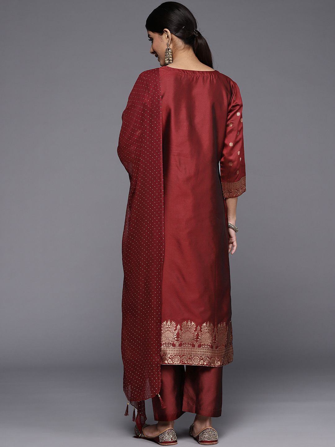 Indyancart VA Women's Maroon Ethnic Motifs Kurta with Trousers & Dupatta