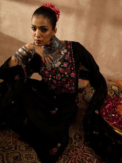 Indyancart IE Women Floral Embroidered Regular Thread Work Kurta with Trousers & With Dupatta