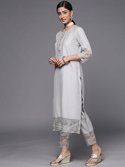 Indyancart VA Women's Grey Floral Embroidered Thread Work Kurta with Trousers & With Dupatta