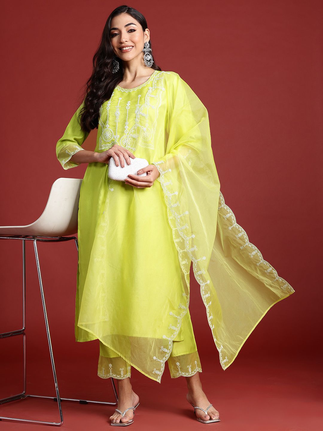 Indyancart IE Ethnic Motifs Embroidered Aari Work Liva Kurta With Trousers & Dupatta
