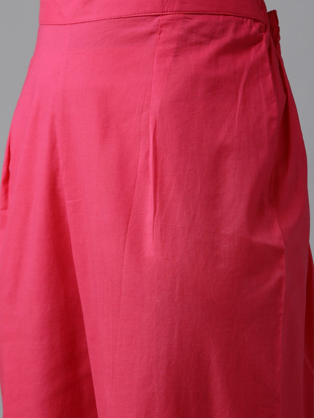 Dhiyona IE Women Pink Floral Embroidered Regular Sequinned Chanderi Cotton Kurta with Trousers & With Dupatta