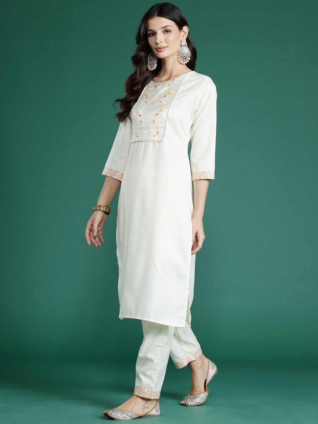 Indyancart IE Women Floral Yoke Design Pure Cotton Kurta with Trousers & Dupatta
