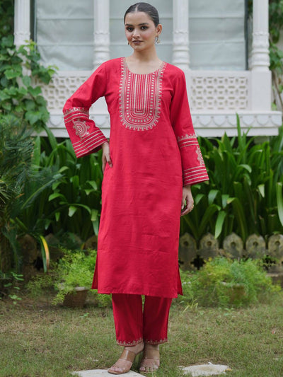 Indyancart IE Women Ethnic Motifs Embroidered Regular Sequinned Kurta with Trousers