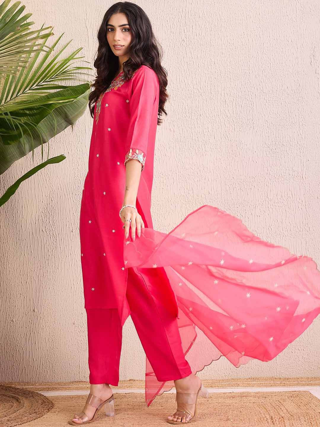 Indyancart IE Women Floral Embroidered Regular Thread Work Kurta with Trousers & With Dupatta