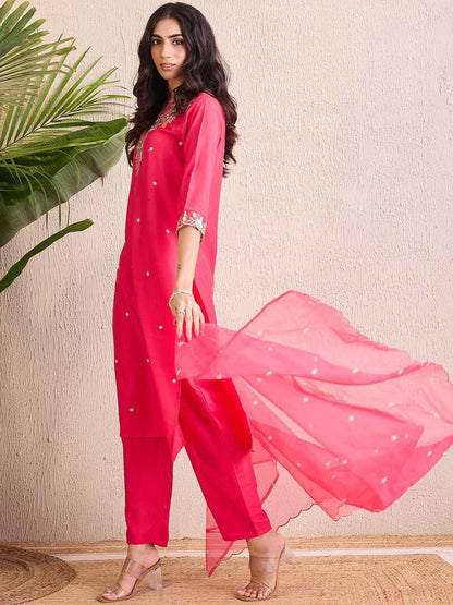 Indyancart IE Women Floral Embroidered Regular Thread Work Kurta with Trousers & With Dupatta