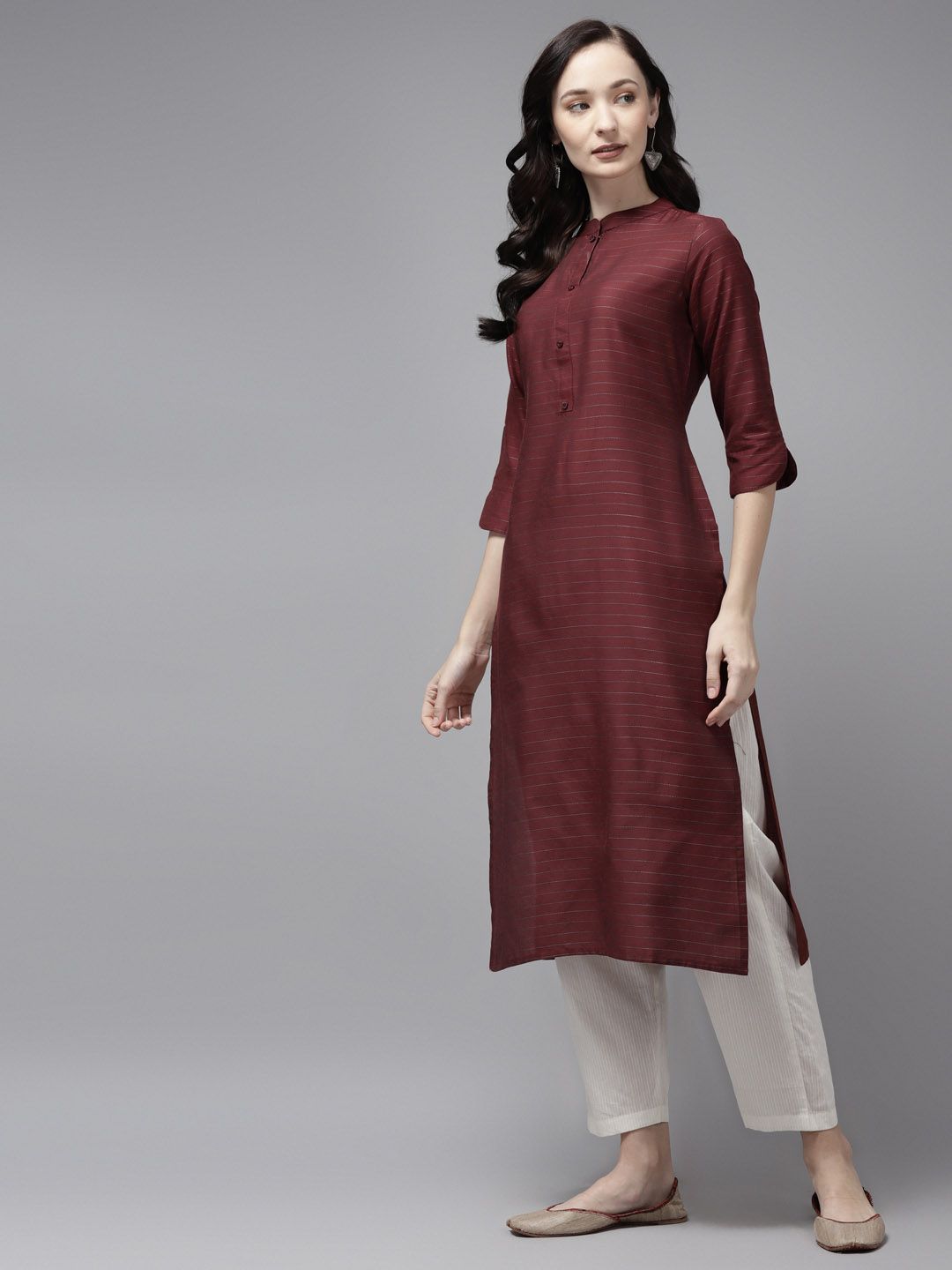 Indyancart IE Women Maroon Striped Straight Kurta