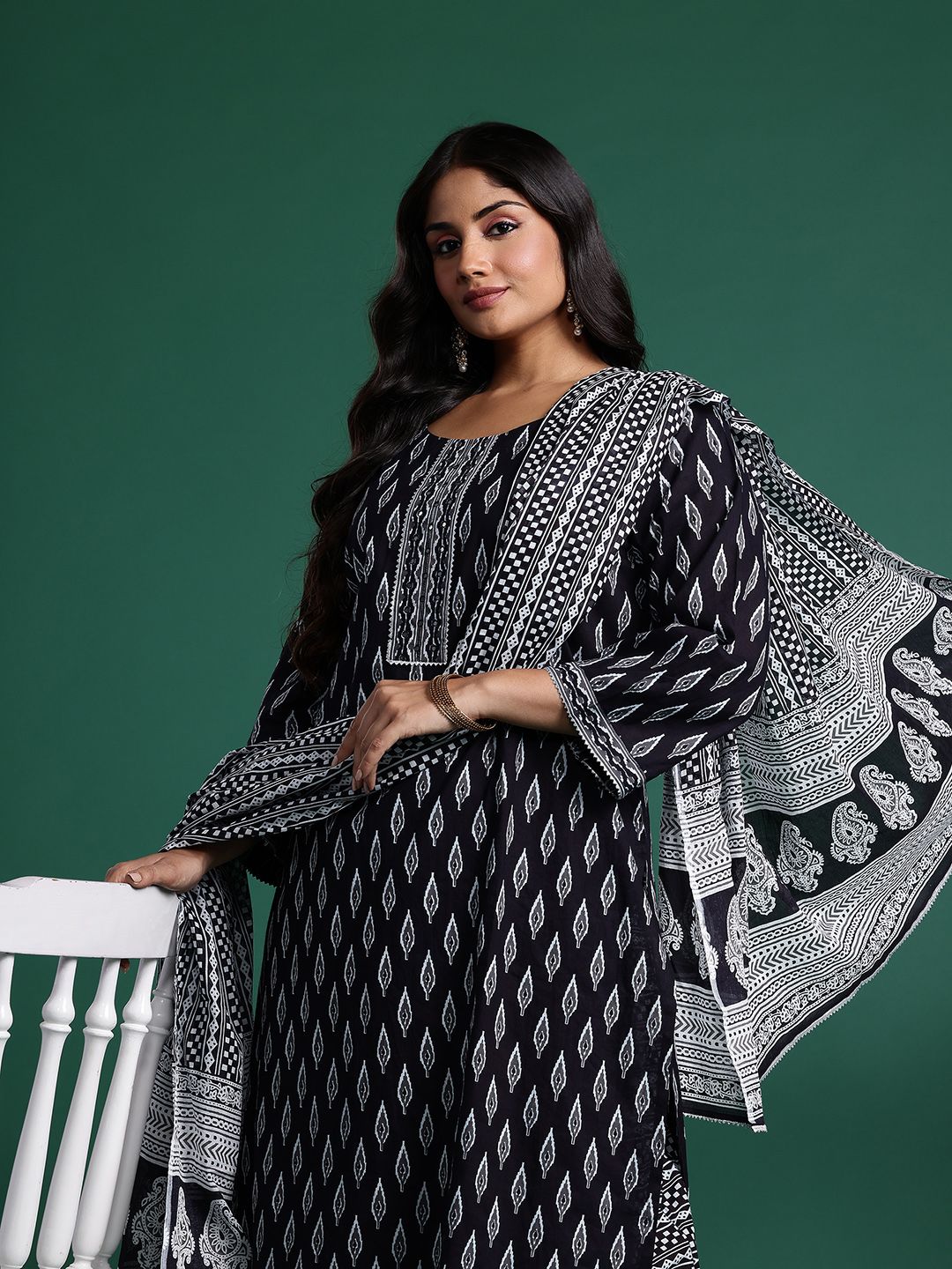 Indyancart Women's Geometric Printed Pure Cotton Kurta with Trousers & Dupatta
