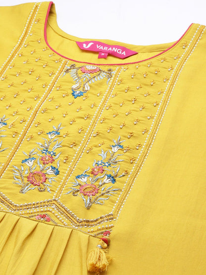 Indyancart VA Women's Yellow Ethnic Motifs Embroidered Beads and Stones Kurta with Trousers & With Dupatta