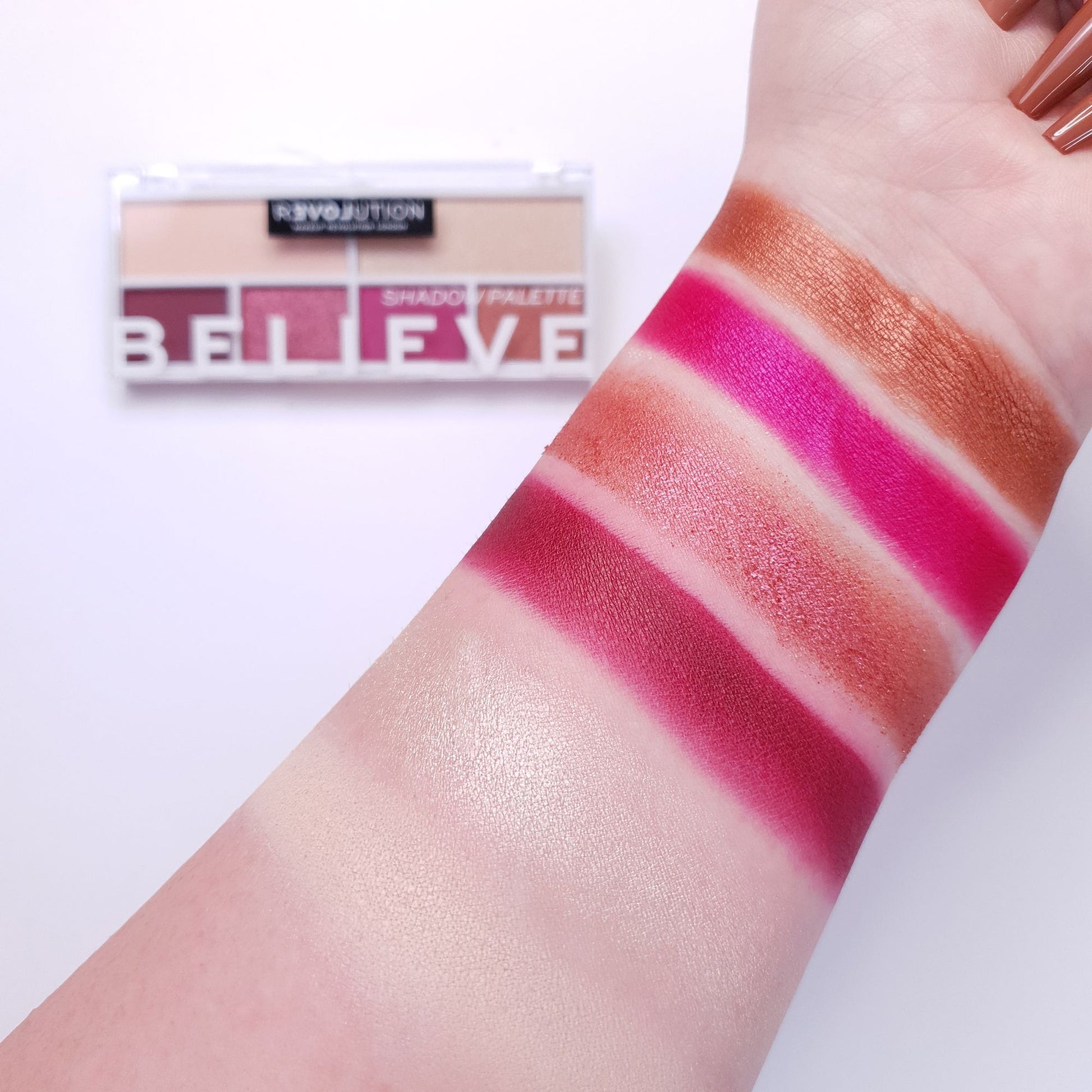 Makeup Revolution Relove Colour Play Eyeshadow Palette - Believe