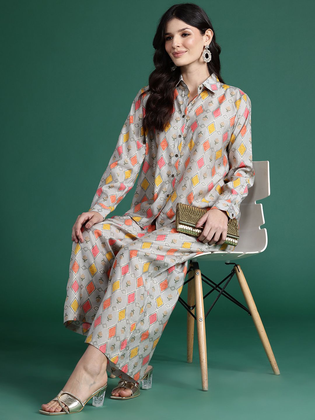 Dhiyona IE Printed Shirt With Palazzos