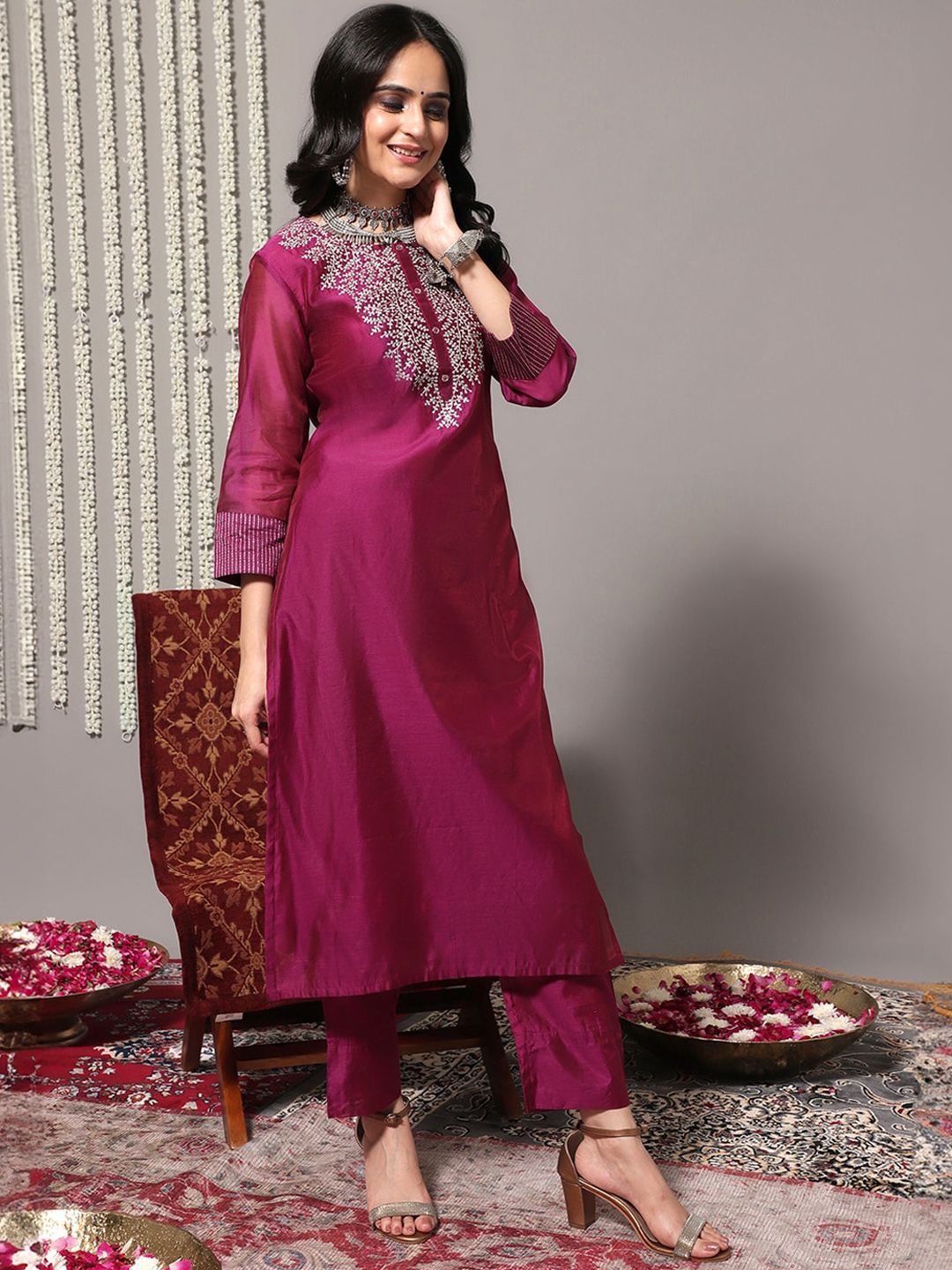 Indyancart VA Women'sMagenta Ethnic Motifs Yoke Design Thread Work Kurta Wth Trousers & With Dupatta