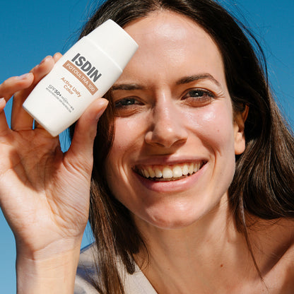 ISDIN Fotoultra Active Unify Color SPF 50+ PA ++++