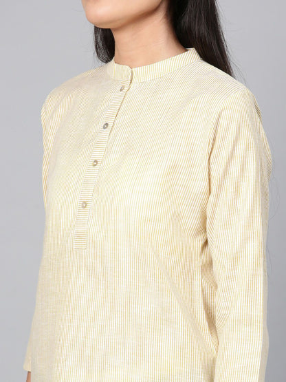 Indyancart IE Women Beige & White Striped Kurta