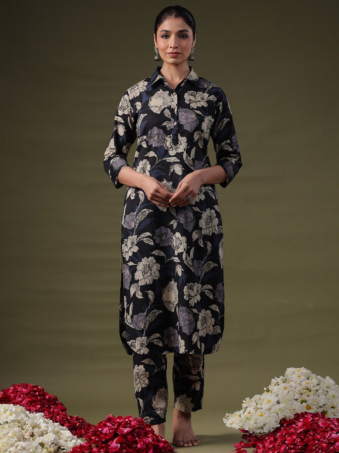 Dhiyona IE Black Floral Printed Shirt Collar Straight Pure Cotton Kurta With Trouser