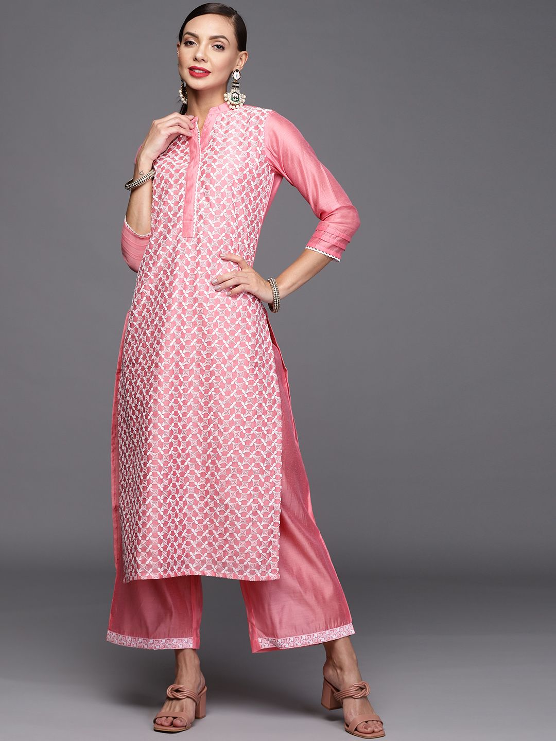 Women Pink & White Ethnic Motifs Embroidered Kurta with Palazzos