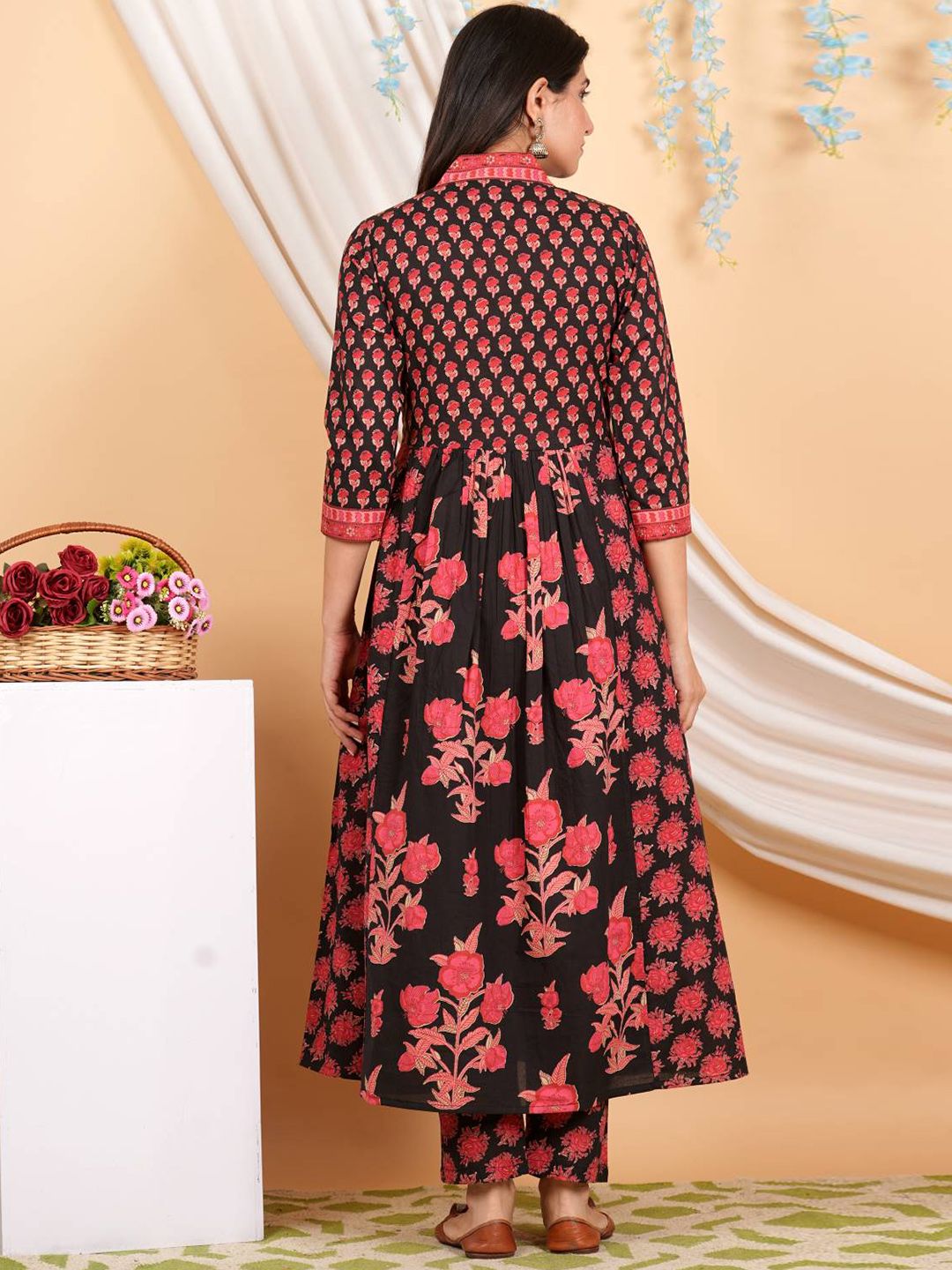 Indyancart VA Women'sFloral Printed Empire Mirror Work Pure Cotton Kurta with Trousers & With Dupatta