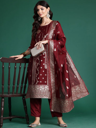 Indyancart IE Ethnic Motifs Woven Design Straight Kurta With Trousers & Dupatta