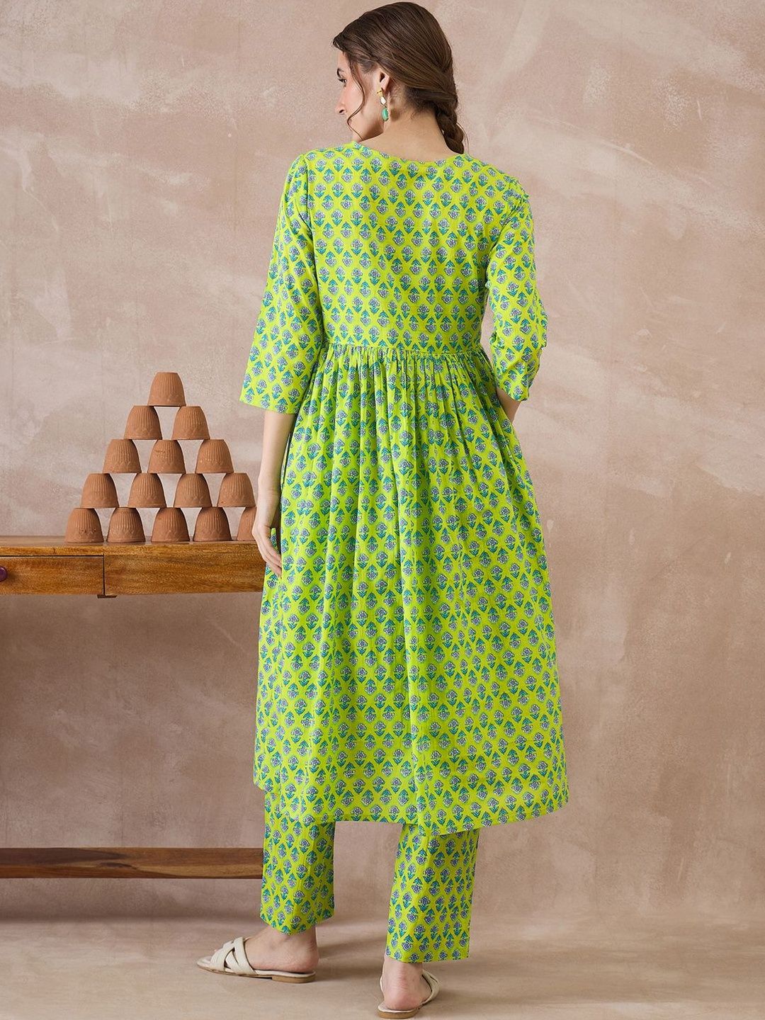 Women Ethnic Motifs Printed Empire Pure Cotton Kurta with Trousers