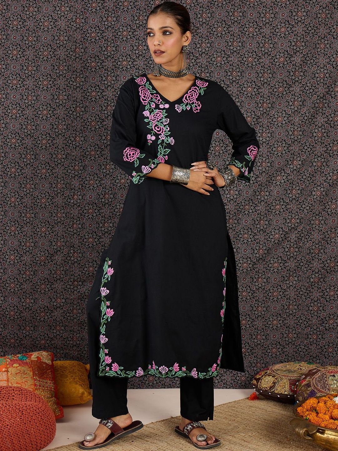 Women Floral Embroidered Regular Thread Work Pure Cotton Kurta with Trousers