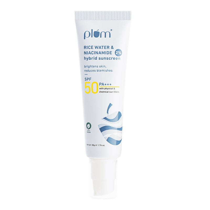 Plum Niacinamide Sunscreen SPF 50 PA+++ with UVA/UVB protection, no white cast, dermat tested, suitable for reducing tan.