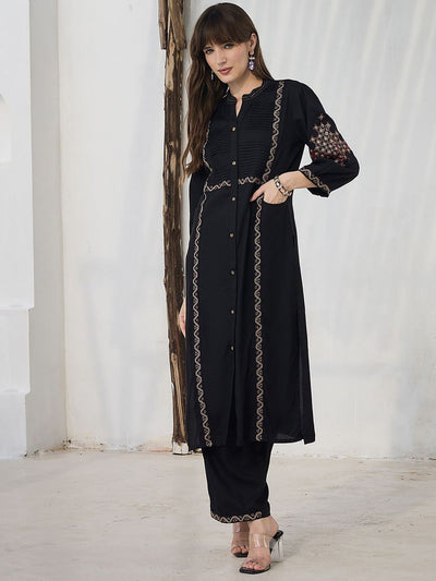 Indyancart IE Embroidered Mandarin Collar Tunic With Trousers