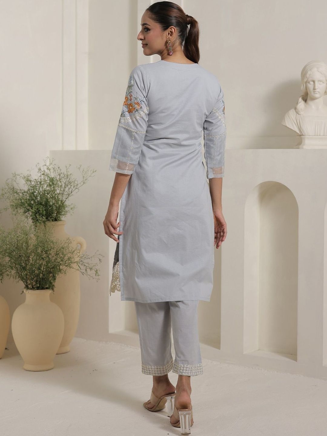 Floral Embroidered Straight Pure Cotton Kurta With Trousers & Dupatta