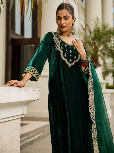 Dhiyona IE Women Ethnic Motifs Embroidered Regular Velvet Kurta with Trousers & With Dupatta