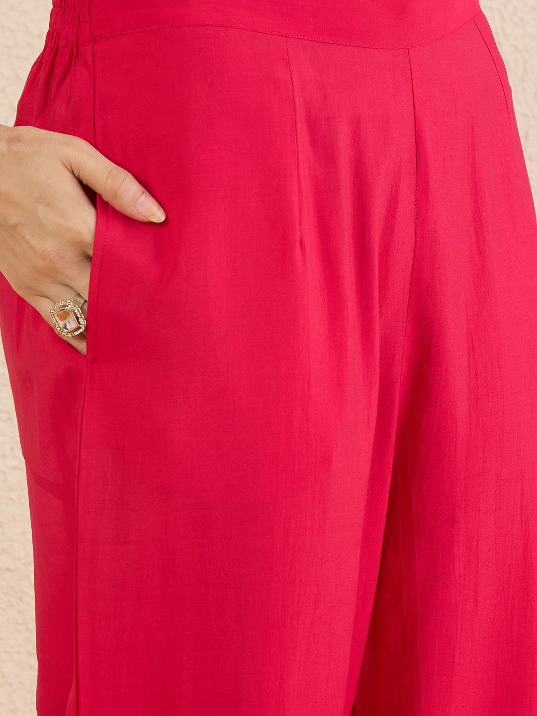 Women Ethnic Motifs Embroidered Regular Kurta with Trousers