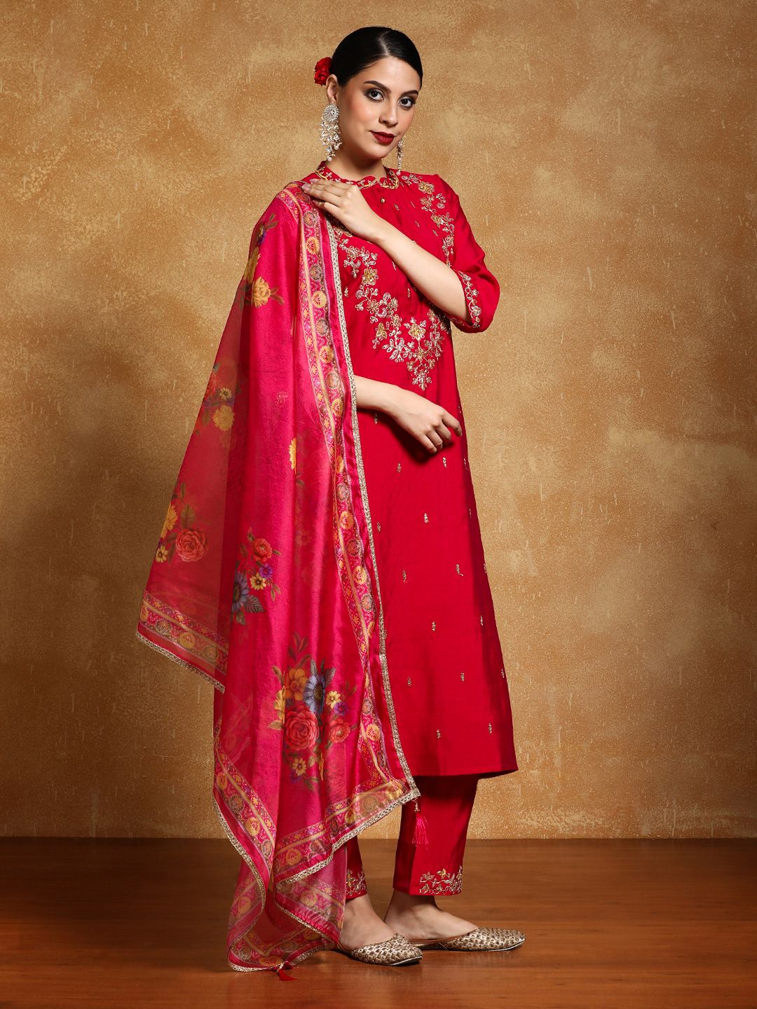 Indyancart VA Women'sFloral Embroidered Mandarin Collar A-Line Kurta With Trousers & Dupatta