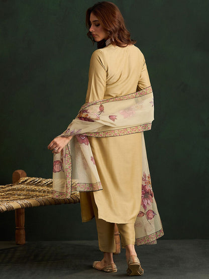 Indyancart IE Women Floral Embroidered Regular Thread Work Kurta with Trousers & With Dupatta