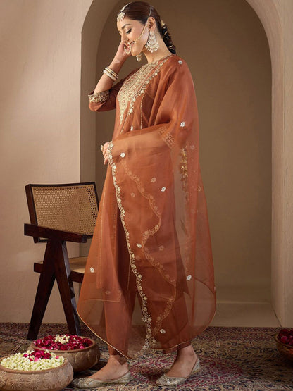 Indyancart IE Women Ethnic Motifs Embroidered Regular Liva Kurta with Trousers & With Dupatta