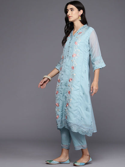 Indyancart IE Women Floral Embroidered Regular Thread Work Kurta with Trousers & Dupatta