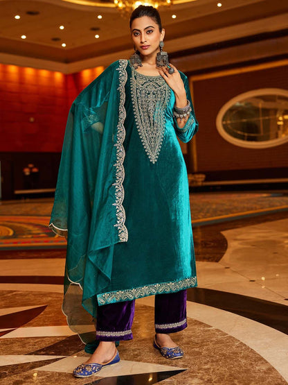 Women Ethnic Motifs Embroidered Regular Sequinned Velvet Kurta with Trousers & With Dupatta