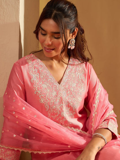 Floral Embroidered Liva V-Neck Straight Kurta With Trousers And Dupatta