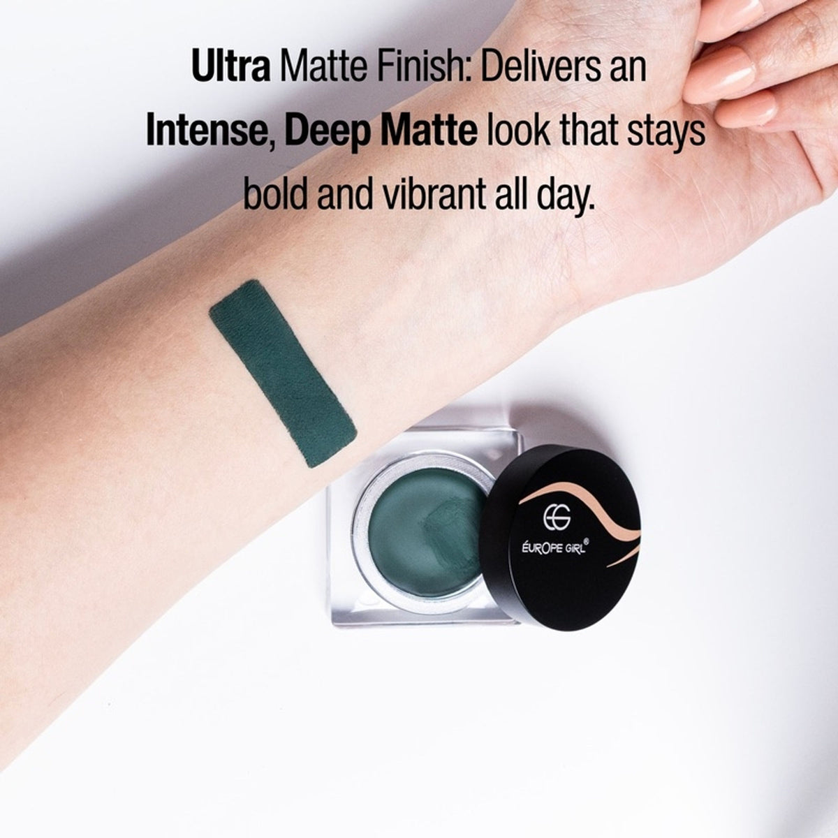 Europe Girl India Green gel eyeliner pencil with vibrant green color and smooth application, perfect for defining eyes.